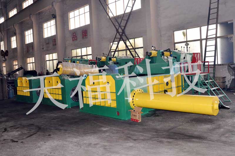 1600廢金屬液壓打包機